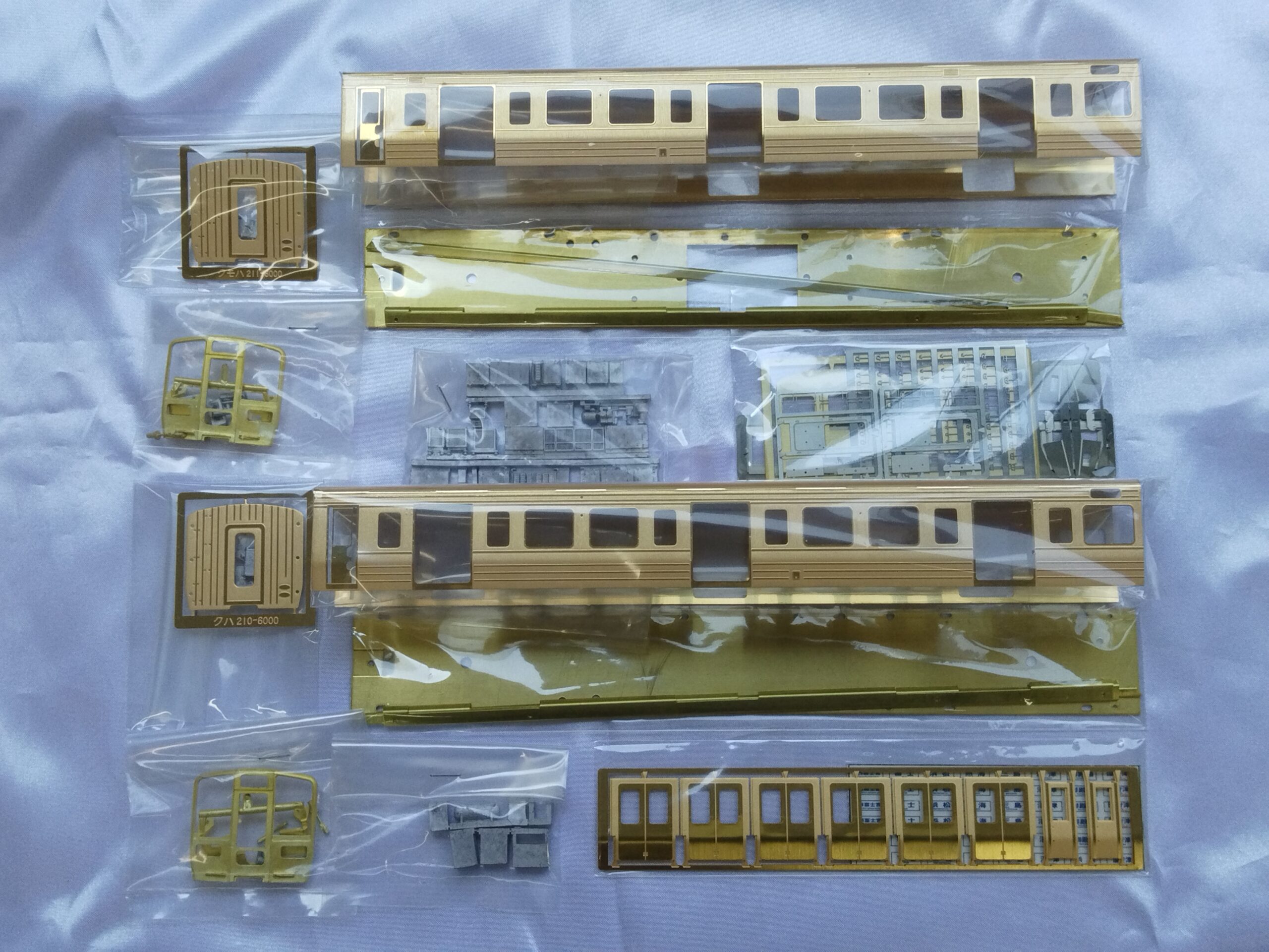 亀屋 Wonder works JR東海 211系5000番台・213系各種キット好評発売中